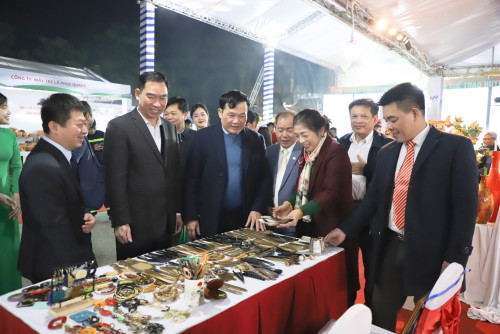 Thường Tín (Hà Nội) Khai mạc Hội chợ triển lãm, thương mại và giới thiệu sản phẩm OCOP, làng nghề năm 2023