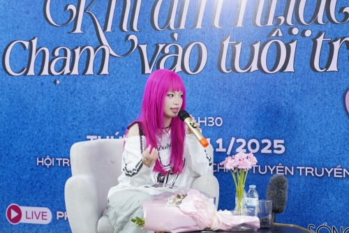 Giao lưu cùng ca sĩ Cầm tại “Khi âm nhạc chạm vào tuổi trẻ”