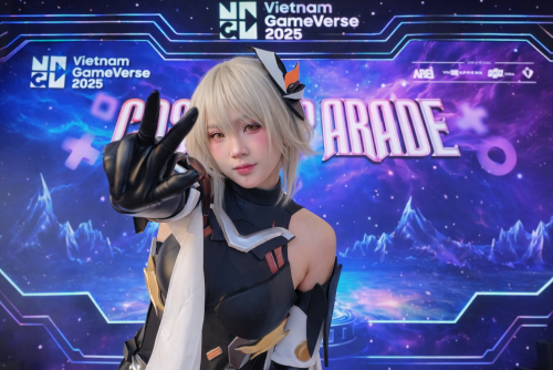 Tiktoker Đặng Linh dừng chân ở top 10 Cosplayer trình diễn tại Vietnam GameVerse 2025